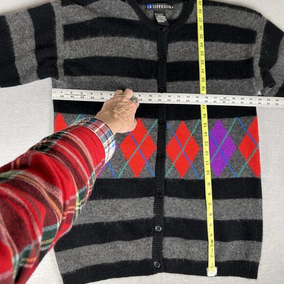 Vintage Cardigan Size S Gray Black Red Argyle 80's - Picture 7 of 8